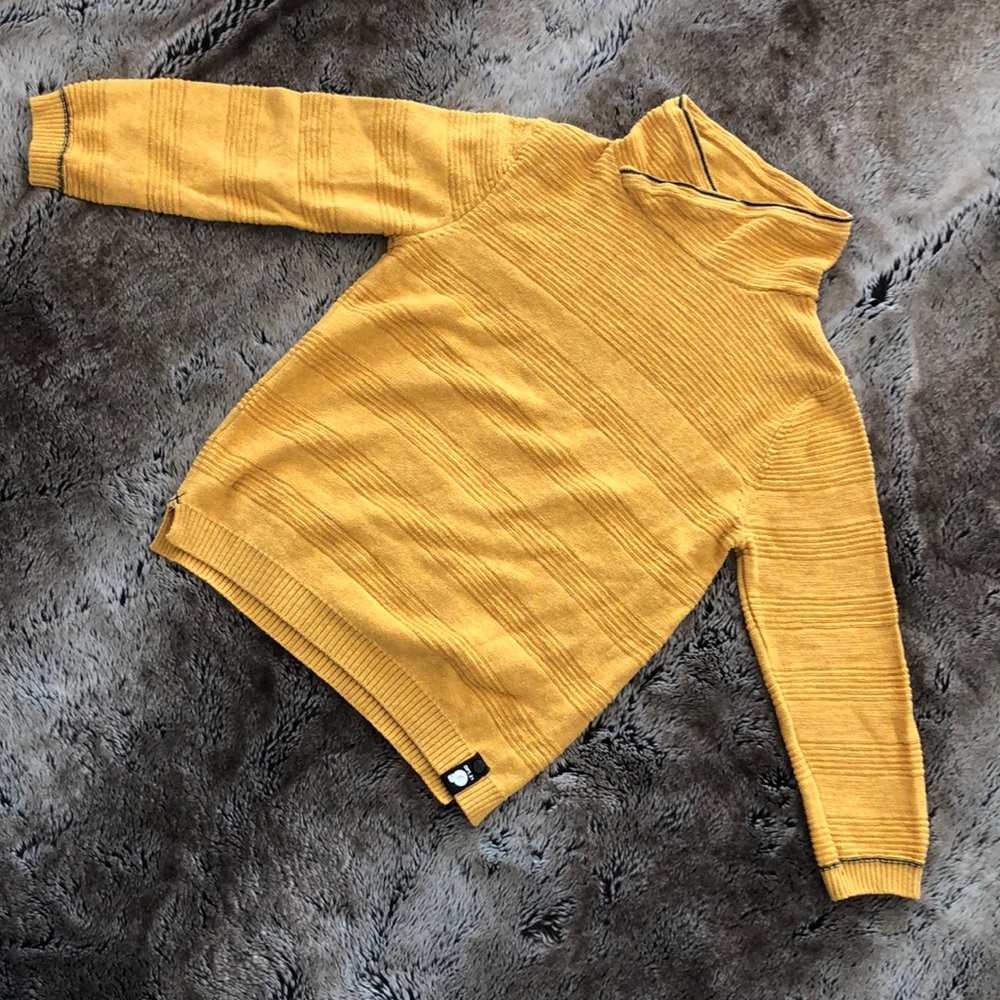 Zara boys size 6 sweater